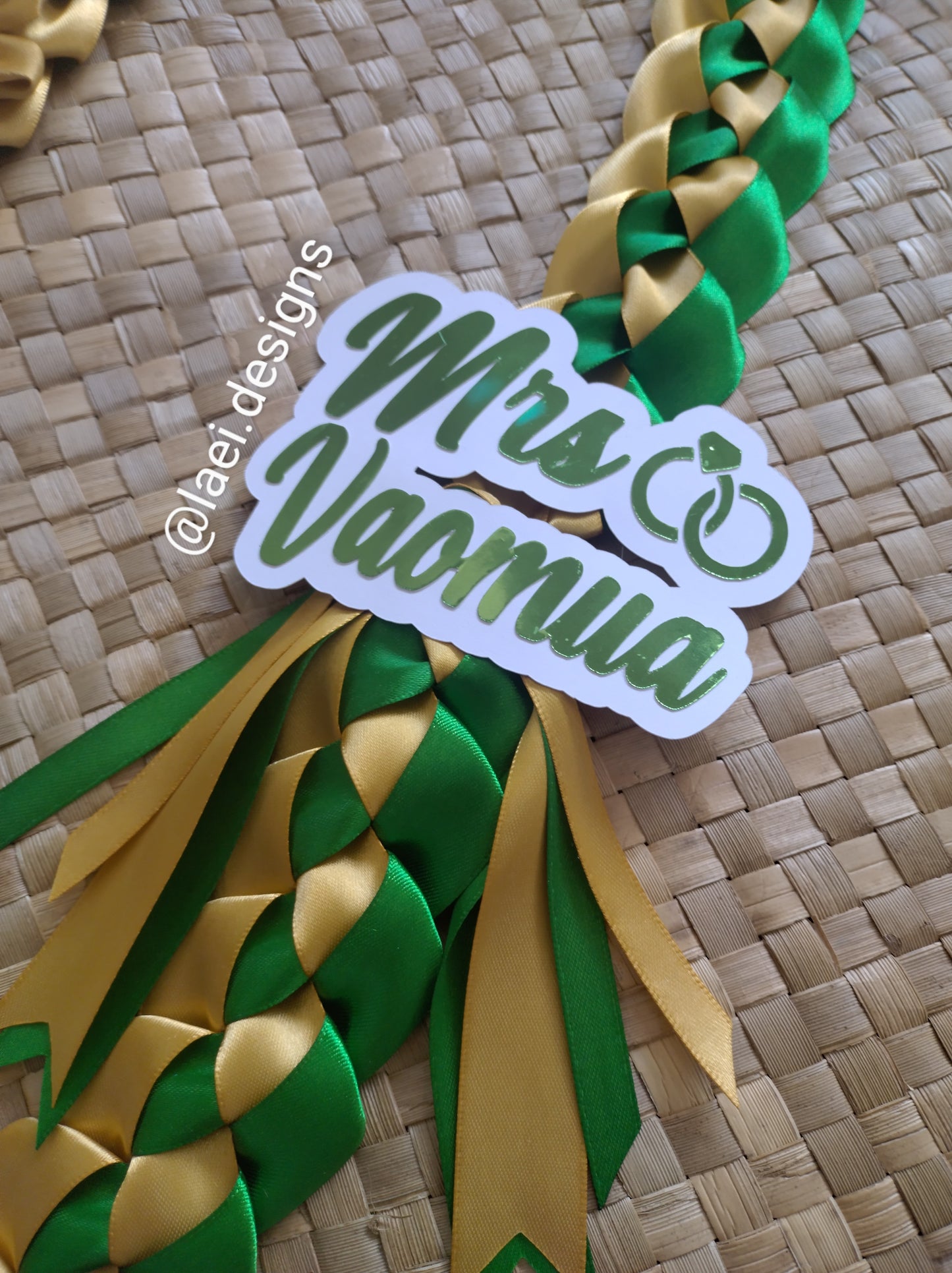 Decorated Single Mr & Mrs