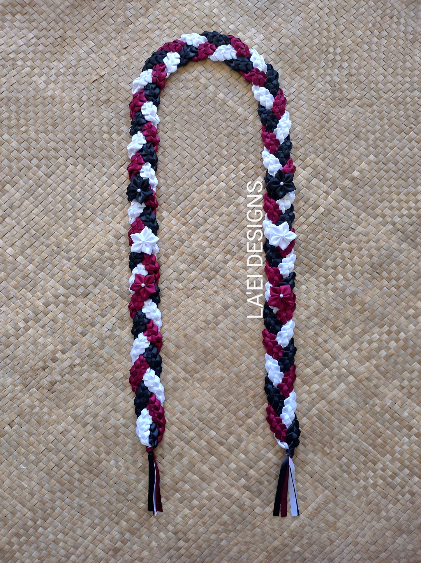 Decorated Braided Open Braid Lei