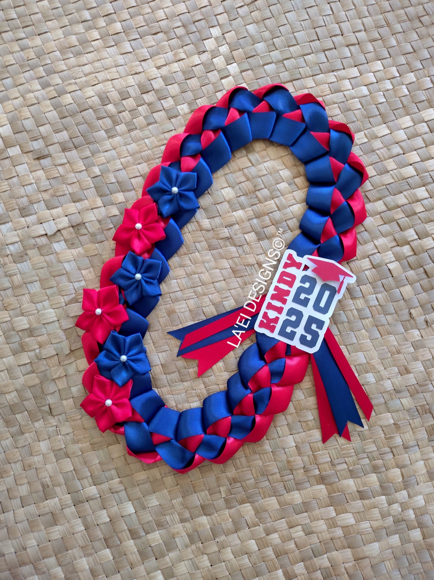 Decorated Single Braid Lei W/ Kindy Badge