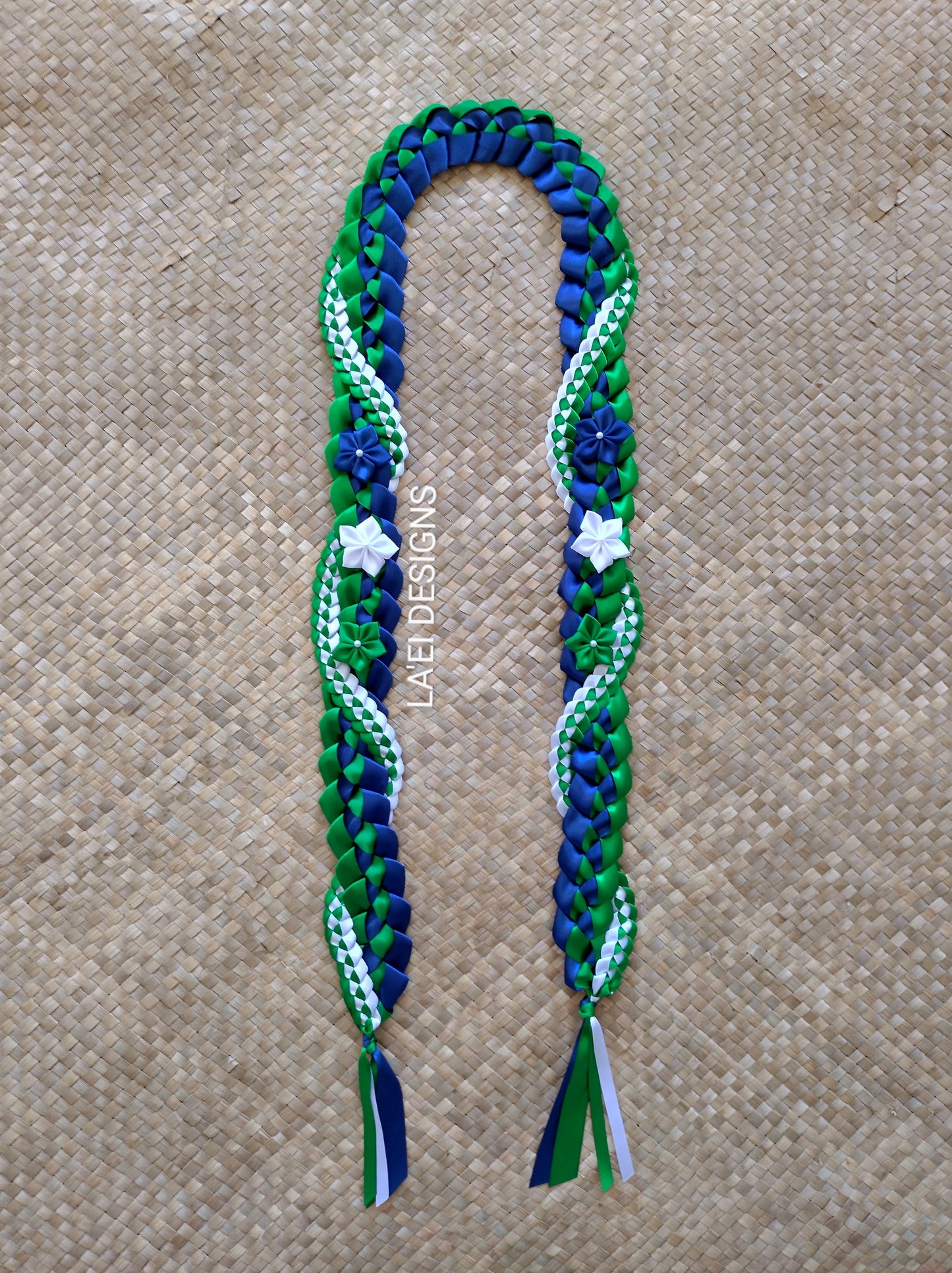 Decorated Twisted Open Braid Lei