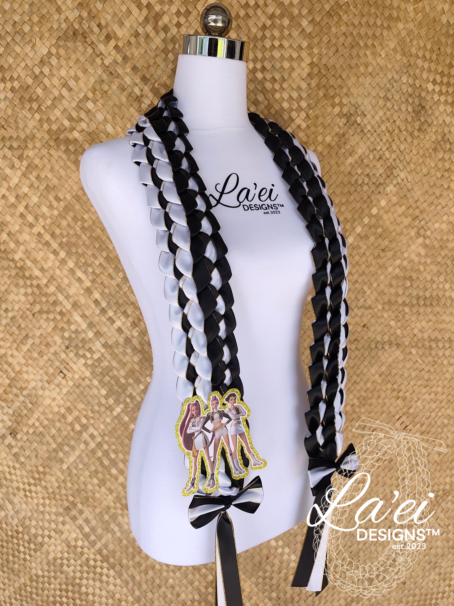 Open double lei - Huntrix Golden inspired