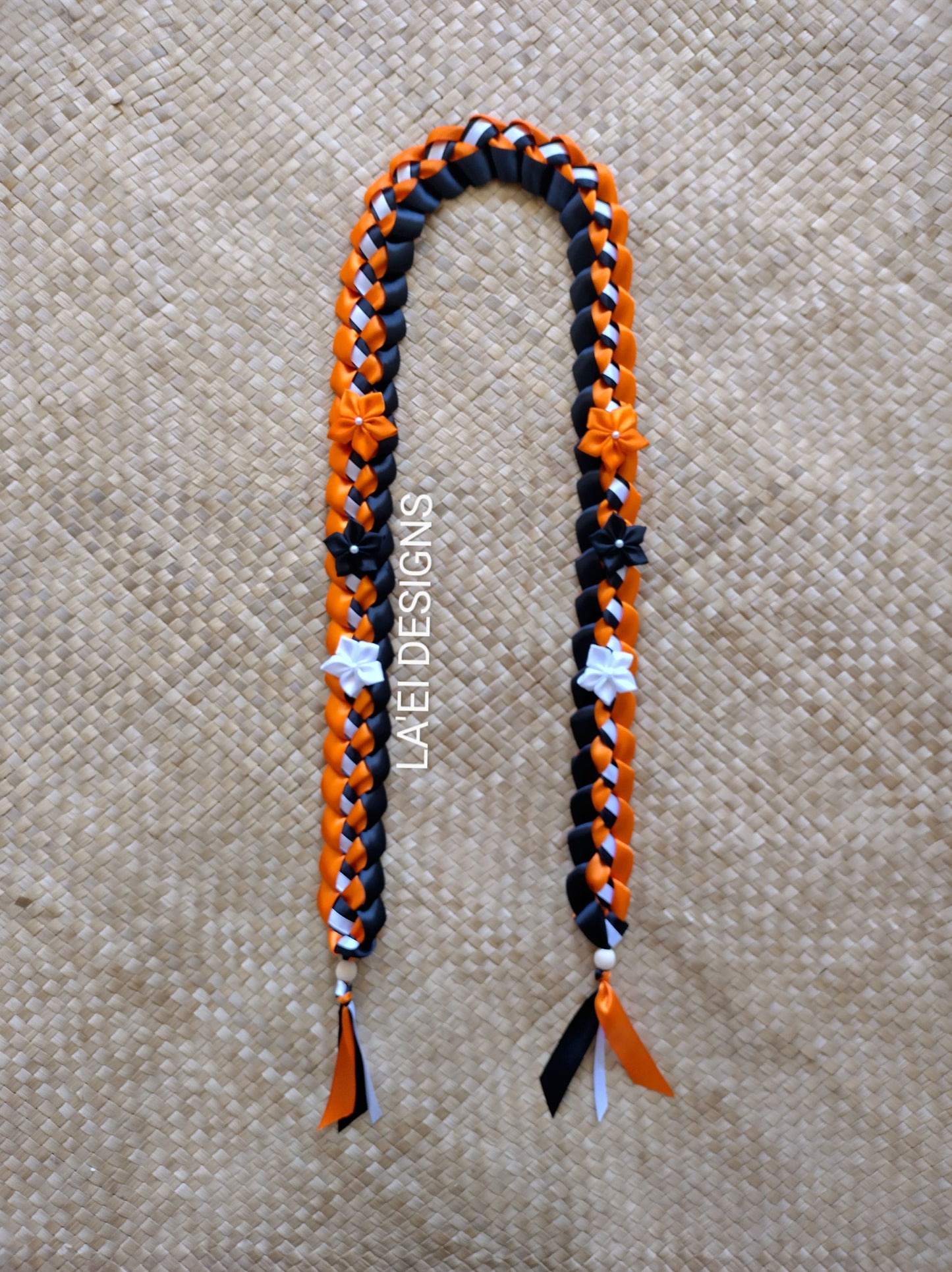 Decorated Single Open Braid Lei