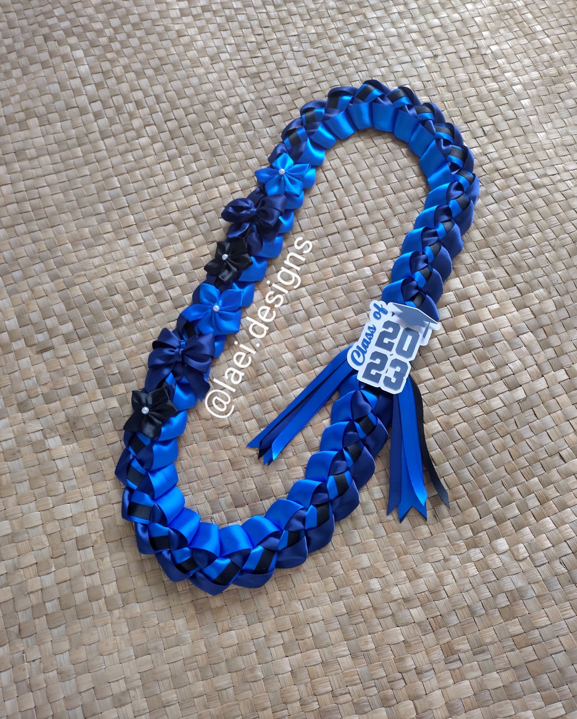 Decorated Single Braid Lei with Badge - Adult Size 