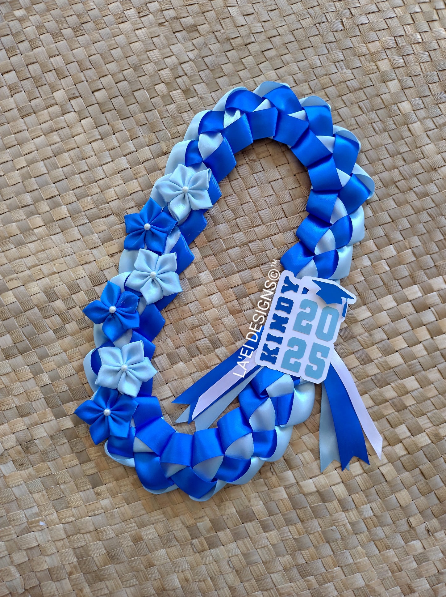 Decorated Single Braid Lei W/ Kindy Badge