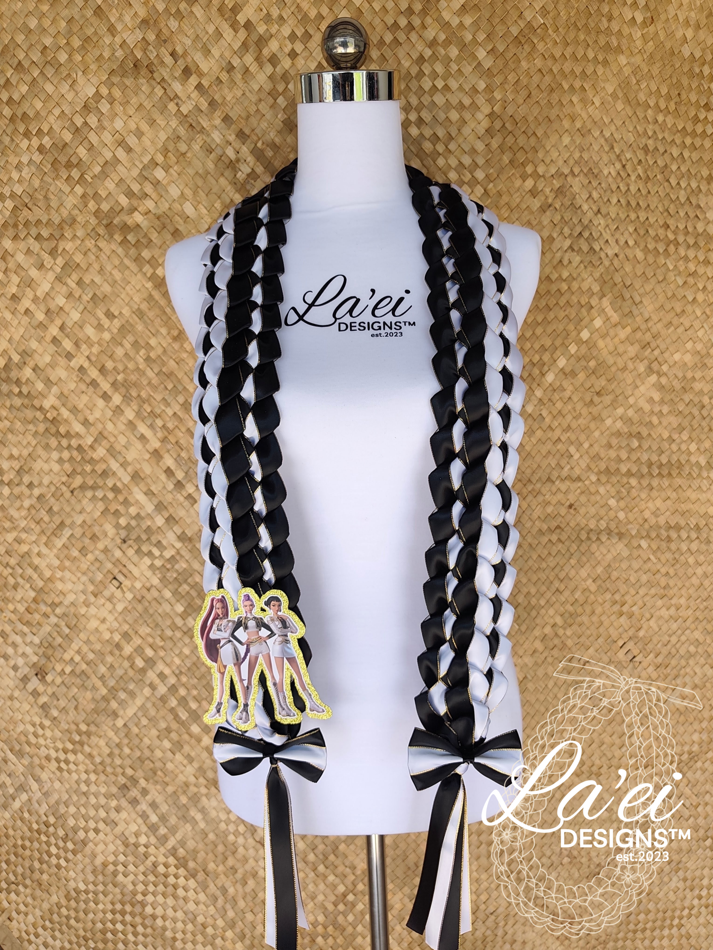 Open double lei - Huntrix Golden inspired