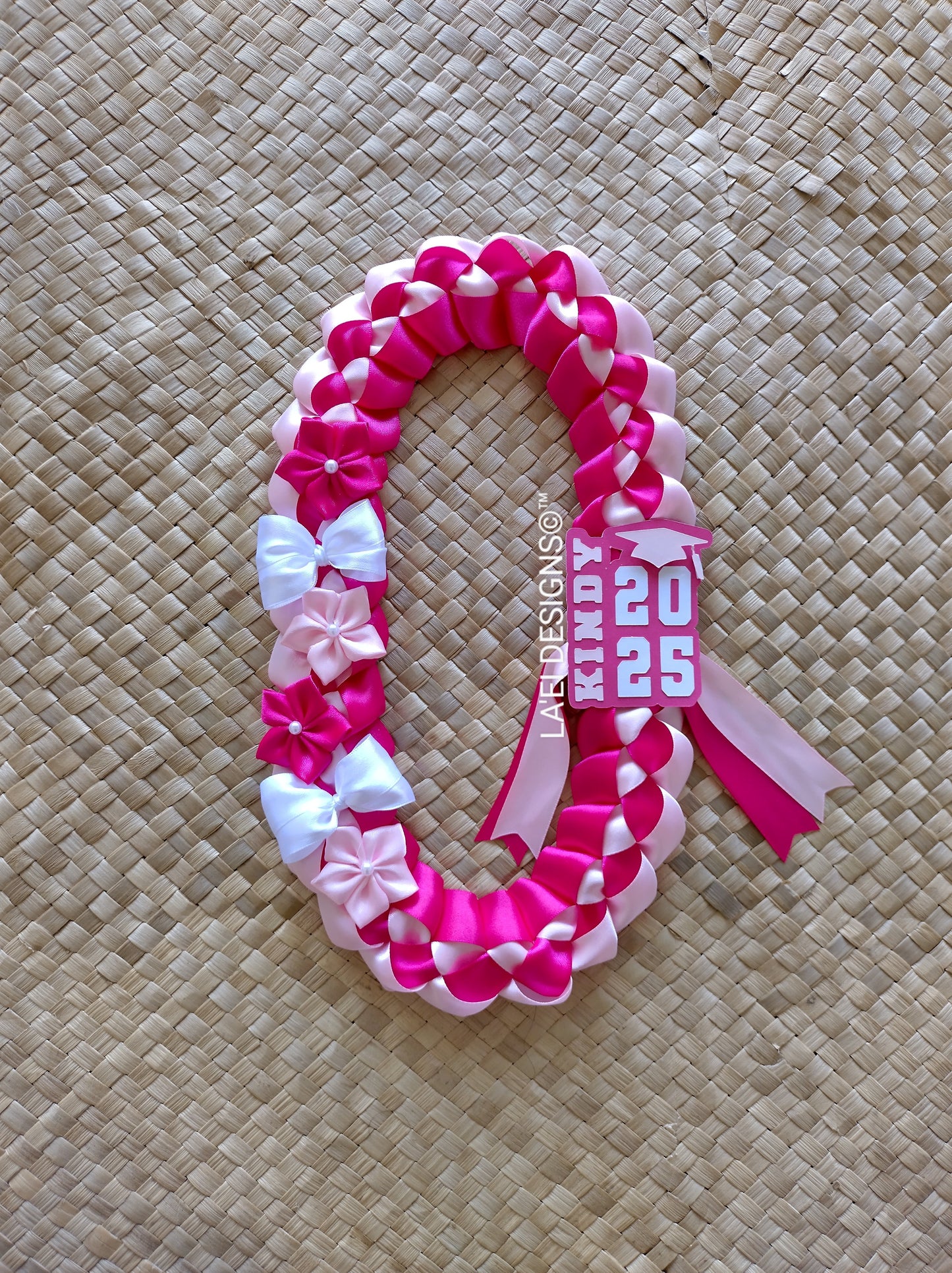 Decorated Single Braid Lei W/ Kindy Badge